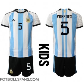 Argentina Leandro Paredes #5 Replika Hemmatröja Barn VM 2022 Kortärmad (+ Korta byxor)